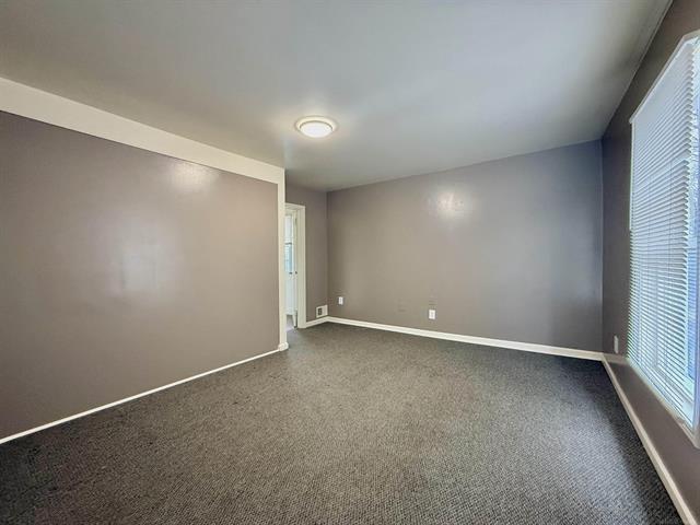 Builiding view thirty one for 261 N Saginaw, Pontiac, MI. 48342