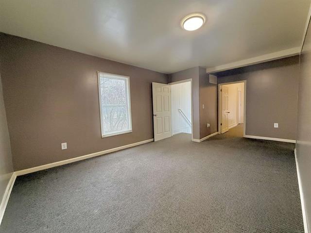 Builiding view thirty for 261 N Saginaw, Pontiac, MI. 48342