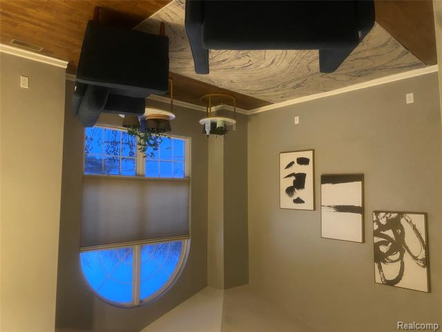 Builiding view one for 6866 Fox, Waterford, MI. 48327