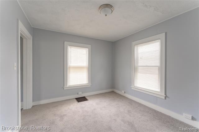 Builiding view nine for 474 N Saginaw, Pontiac, MI. 48342