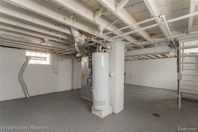 Builiding view nineteen for 474 N Saginaw, Pontiac, MI. 48342