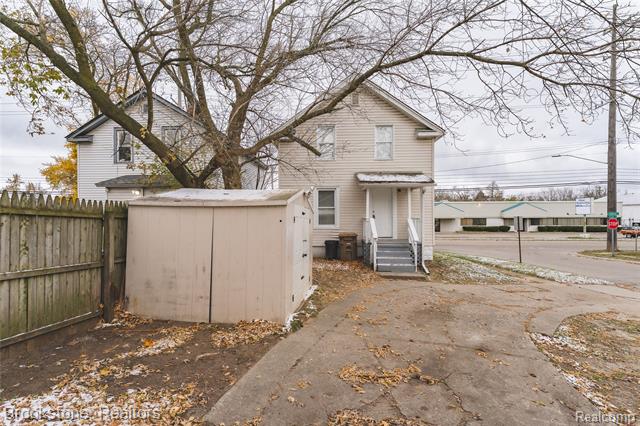 Builiding view twenty two for 474 N Saginaw, Pontiac, MI. 48342