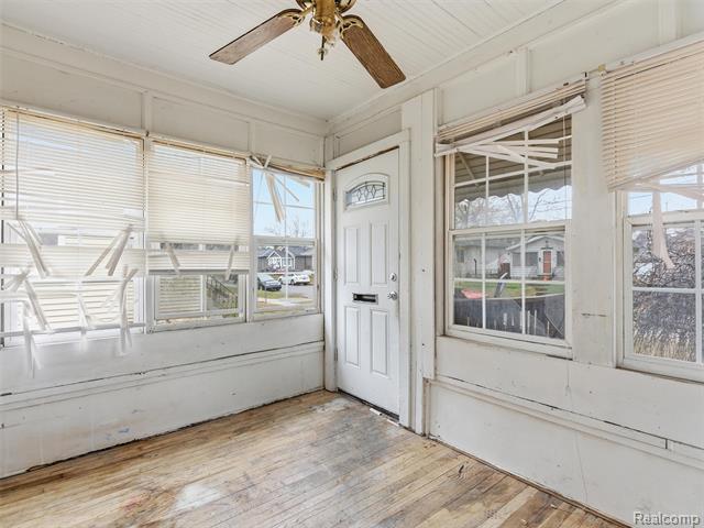 Builiding view eleven for 42 Pingree, Pontiac, MI. 48342