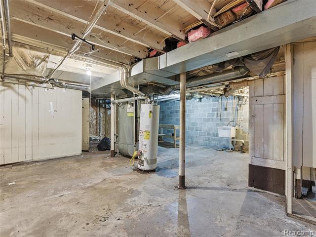 Builiding view nineteen for 42 Pingree, Pontiac, MI. 48342