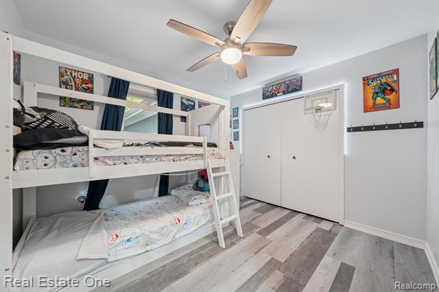 Builiding view sixteen for 2525 Sherlock, Highland, MI. 48356