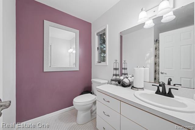 Builiding view twelve for 2525 Sherlock, Highland, MI. 48356