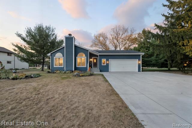 Builiding view twenty five for 2525 Sherlock, Highland, MI. 48356