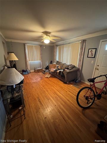 Builiding view eleven for 5458 Vincent, Waterford, MI. 48327