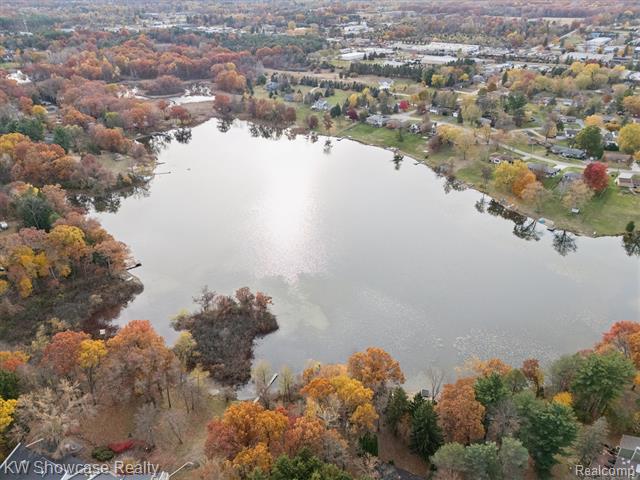 Builiding view fifty one for 1045 Tall Pines, Highland, MI. 48356