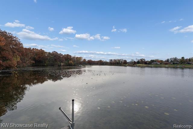 Builiding view forty for 1045 Tall Pines, Highland, MI. 48356