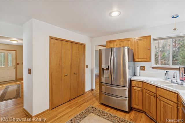 Builiding view fourteen for 1045 Tall Pines, Highland, MI. 48356