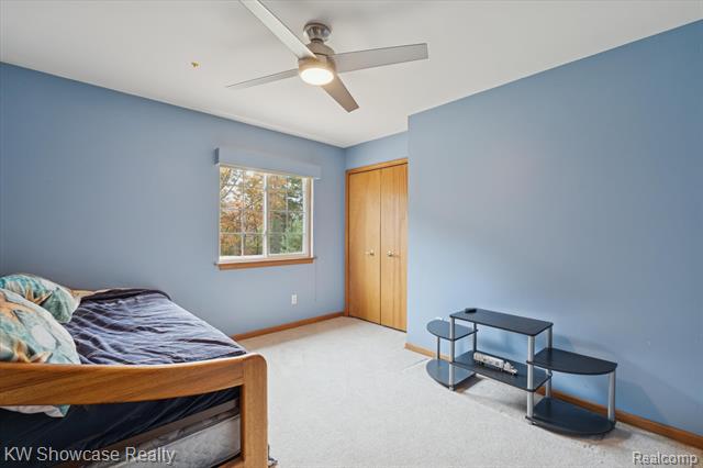 Builiding view nineteen for 1045 Tall Pines, Highland, MI. 48356