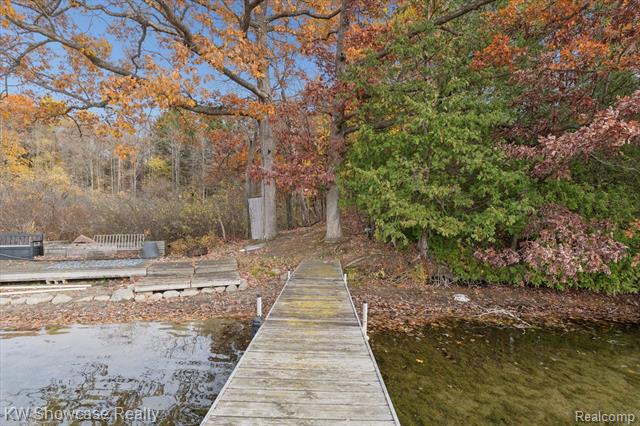 Builiding view thirty nine for 1045 Tall Pines, Highland, MI. 48356