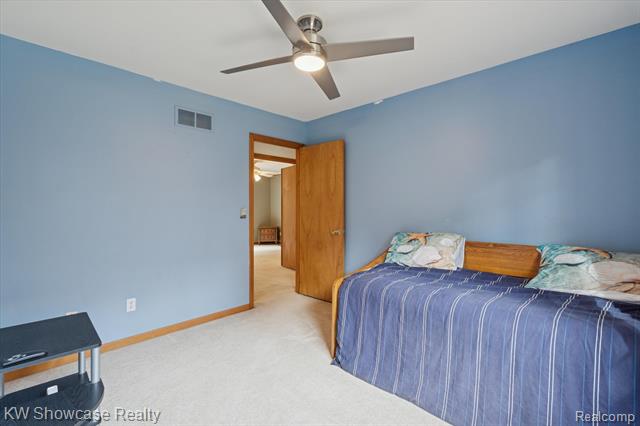 Builiding view twenty for 1045 Tall Pines, Highland, MI. 48356