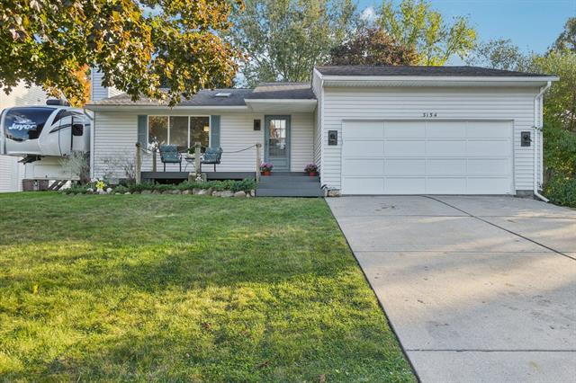 front view for 3154 Lake Dr, Highland, Mi. 48356