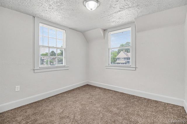 Builiding view eleven for 680 N Perry, Pontiac, MI. 48342