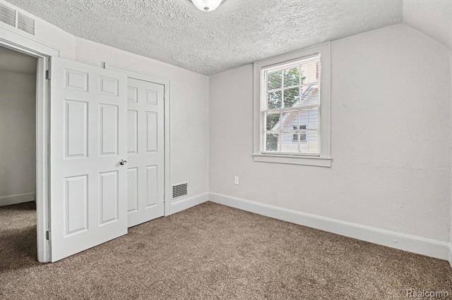 Builiding view twelve for 680 N Perry, Pontiac, MI. 48342