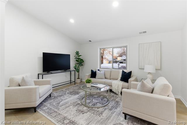 Builiding view five for 1091 Joangay, Waterford, MI. 48327