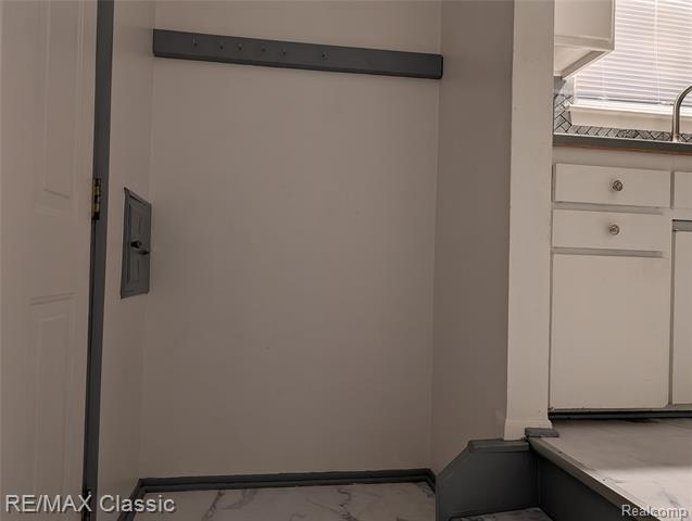 Builiding view six for 679 Linda Vista, Pontiac, MI. 48342