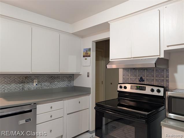 Builiding view three for 679 Linda Vista, Pontiac, MI. 48342