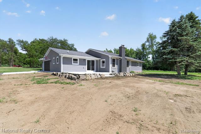 Builiding view forty three for 2601 Westwind, Highland, MI. 48357