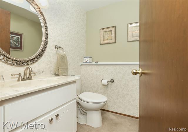 Builiding view thirteen for 1350 Whitney, Waterford, MI. 48328