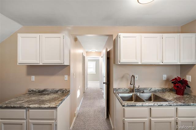 Builiding view eighteen for 45 N Merrimac, Pontiac, MI. 48340