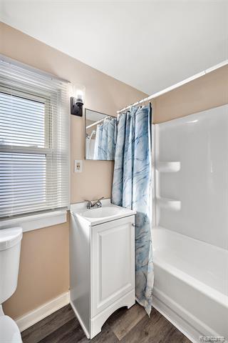 Builiding view thirty eight for 45 N Merrimac, Pontiac, MI. 48340