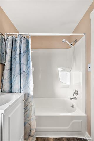 Builiding view thirty nine for 45 N Merrimac, Pontiac, MI. 48340