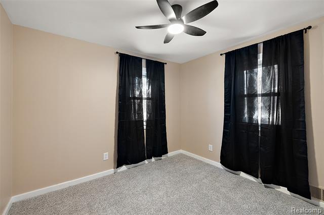 Builiding view thirty one for 45 N Merrimac, Pontiac, MI. 48340