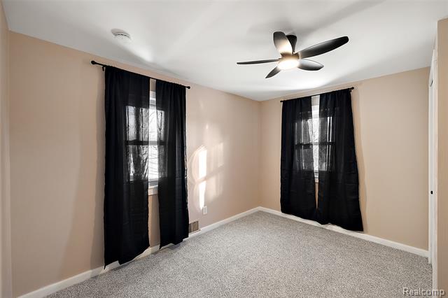 Builiding view thirty for 45 N Merrimac, Pontiac, MI. 48340