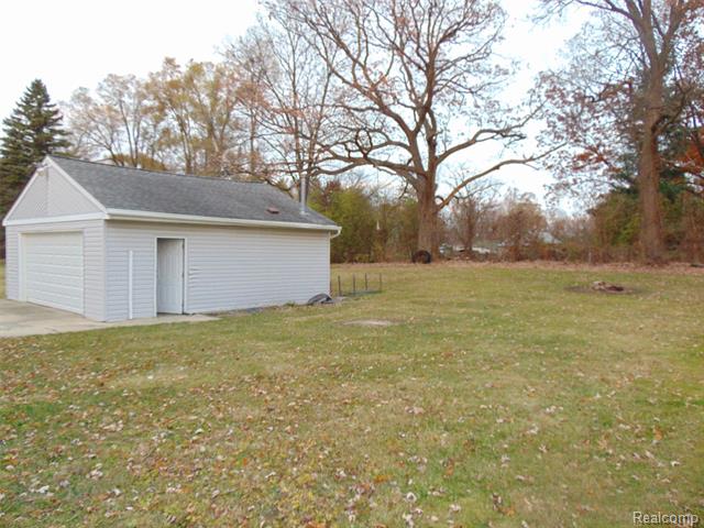 Builiding view five for 780 Palmer, Pontiac, MI. 48342