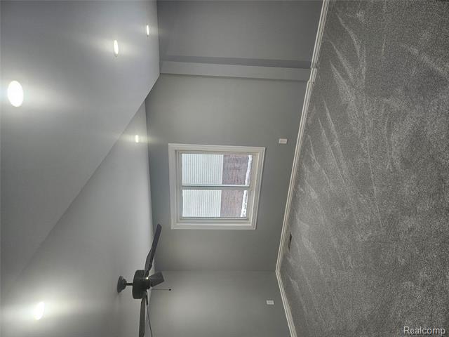 Builiding view twenty two for 780 Palmer, Pontiac, MI. 48342