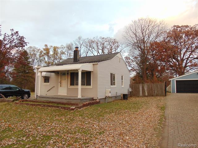 front view for 780 Palmer Dr, Pontiac, Mi. 48342
