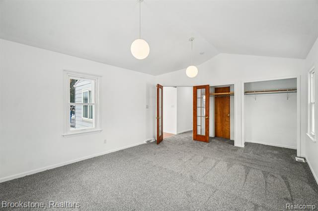 Builiding view fourteen for 5729 Graves, Waterford, MI. 48327