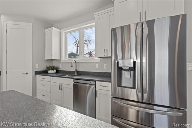 Builiding view nine for 9090 Buckingham, White Lake, MI. 48386