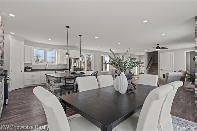 Builiding view seven for 9090 Buckingham, White Lake, MI. 48386