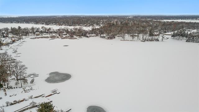 Builiding view six for 3303 Lexington, Waterford, MI. 48328