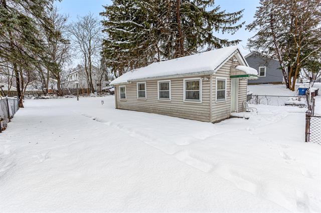 Builiding view thirty six for 3303 Lexington, Waterford, MI. 48328