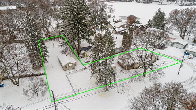 Builiding view thirty for 3303 Lexington, Waterford, MI. 48328