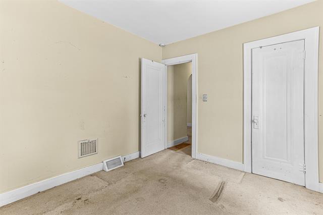 Builiding view twenty one for 3303 Lexington, Waterford, MI. 48328