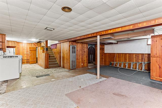 Builiding view twenty three for 3303 Lexington, Waterford, MI. 48328