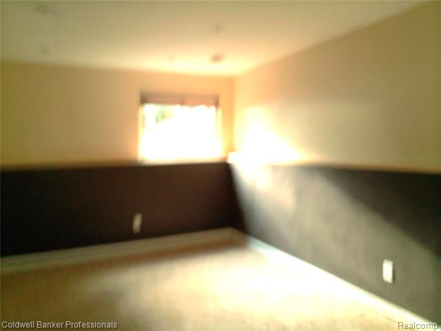 Builiding view ten for 3225 Oak Ridge, Highland, MI. 48356