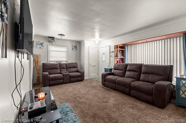 Builiding view four for 691 3Rd, Pontiac, MI. 48340