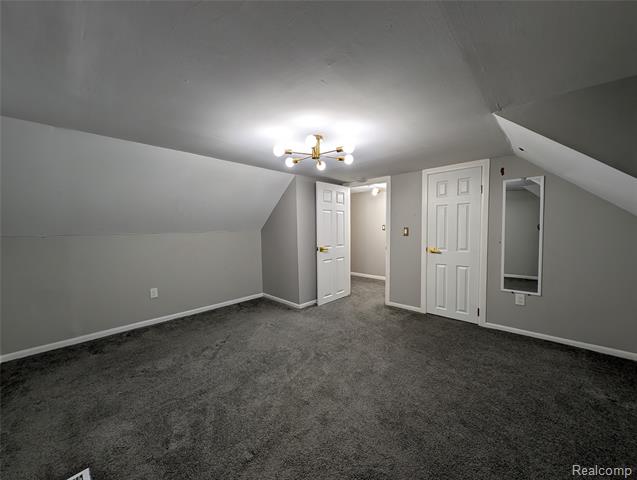 Builiding view fifteen for 263 W Ann Arbor, Pontiac, MI. 48340