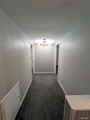 Builiding view twelve for 263 W Ann Arbor, Pontiac, MI. 48340