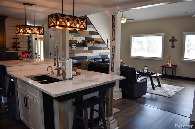 Builiding view nine for 4380 Dale, Highland, MI. 48357