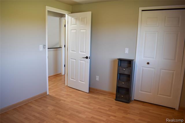 Builiding view thirty for 4380 Dale, Highland, MI. 48357