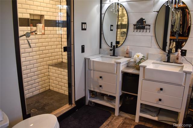 Builiding view twenty four for 4380 Dale, Highland, MI. 48357