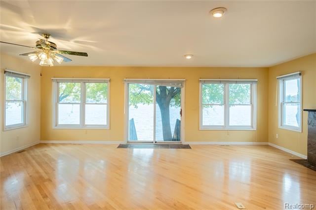 Builiding view fifteen for 4333 Hunters, Highland, MI. 48356